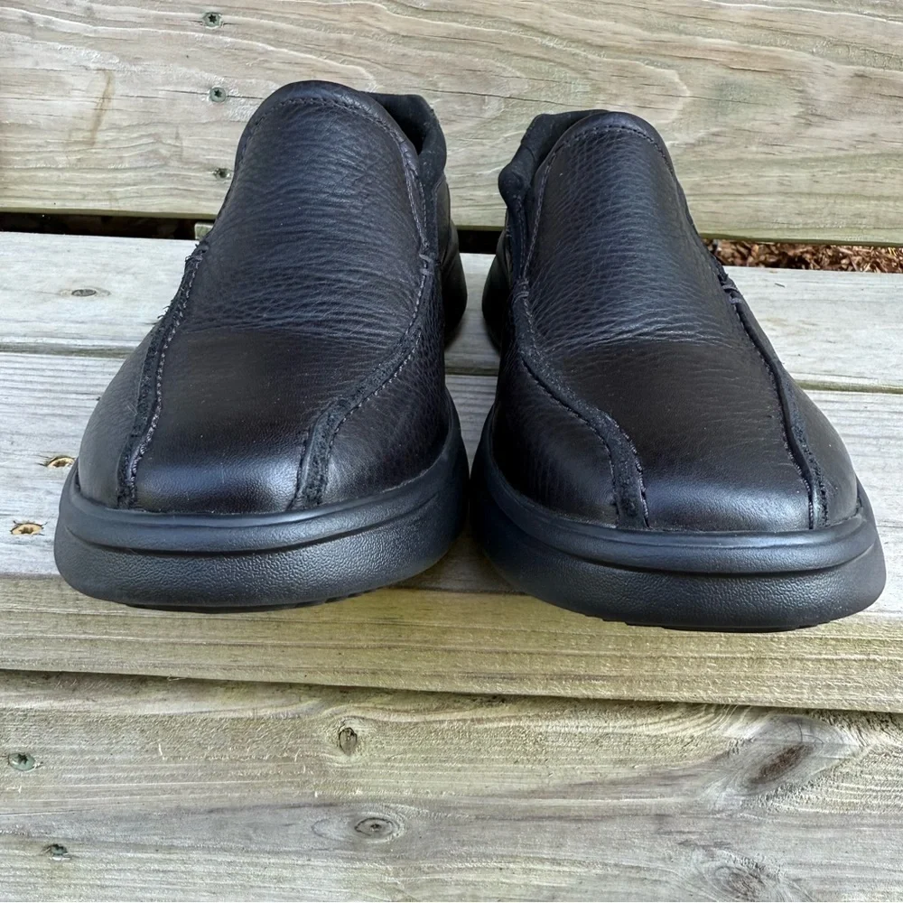 Clarks Leather Loafers Comfort Rubber Outsole SZ 9.5 M Casual